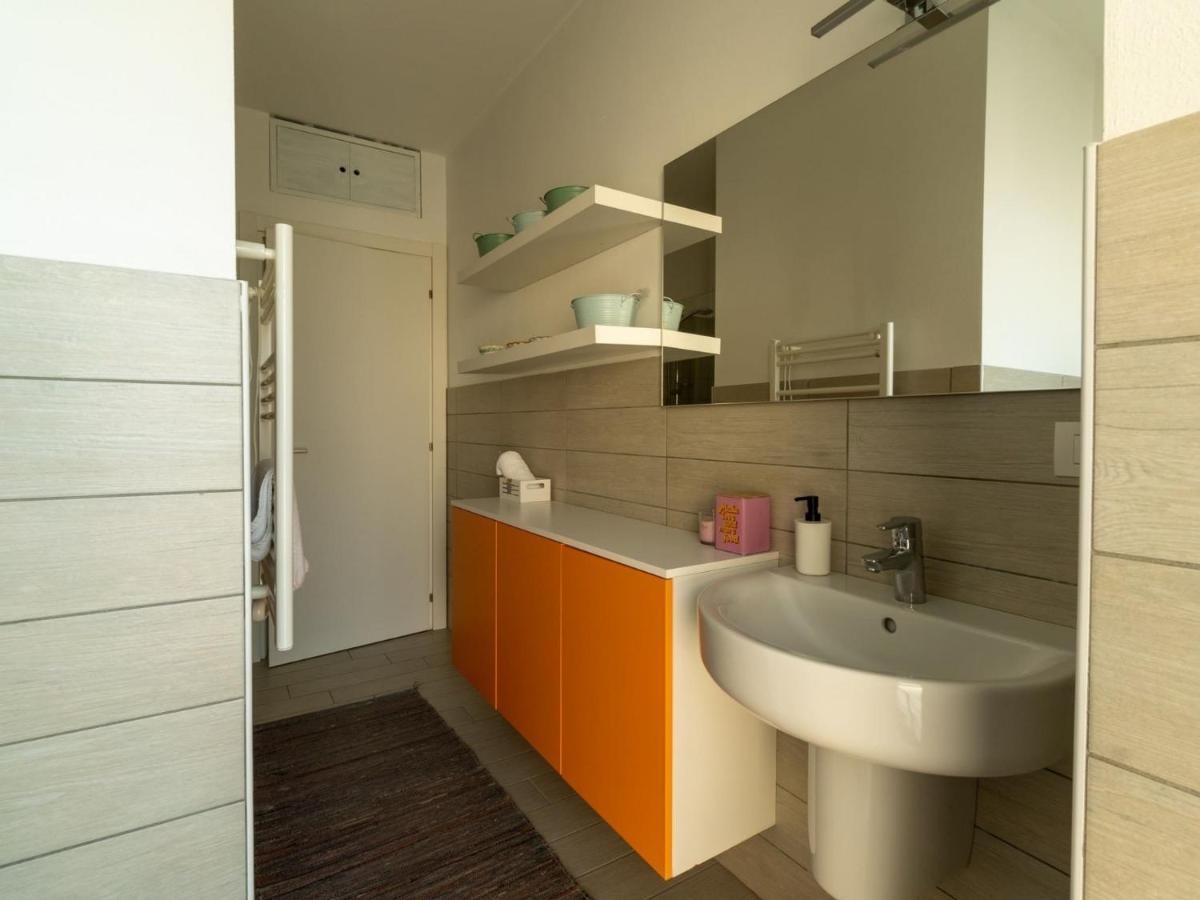 The Best Rent - Spacious Four-bedroom Close To Forlanini Distrct Apartment