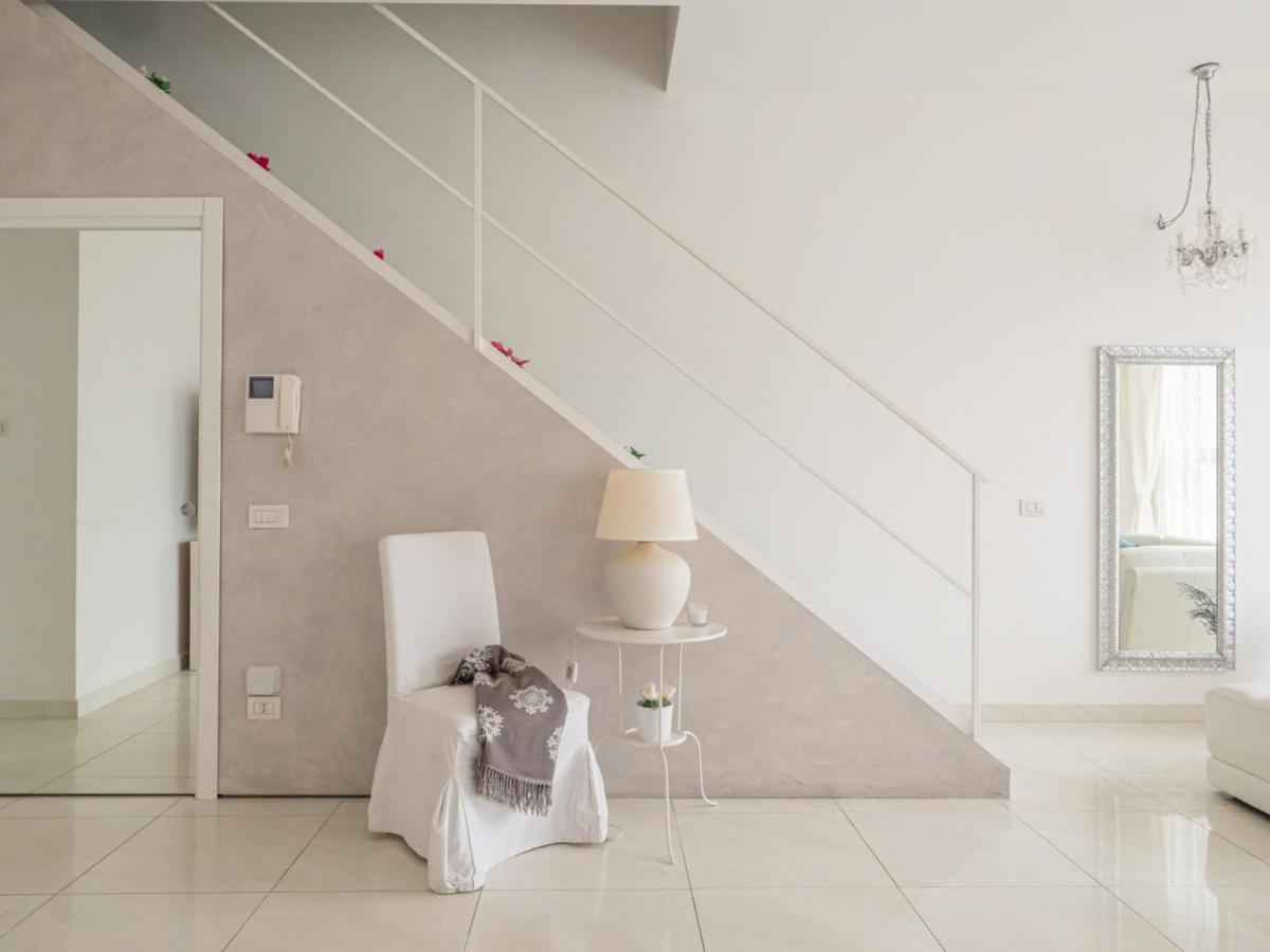 Apartment The Rent - Spacious With Balcony In Viale Monza Milan