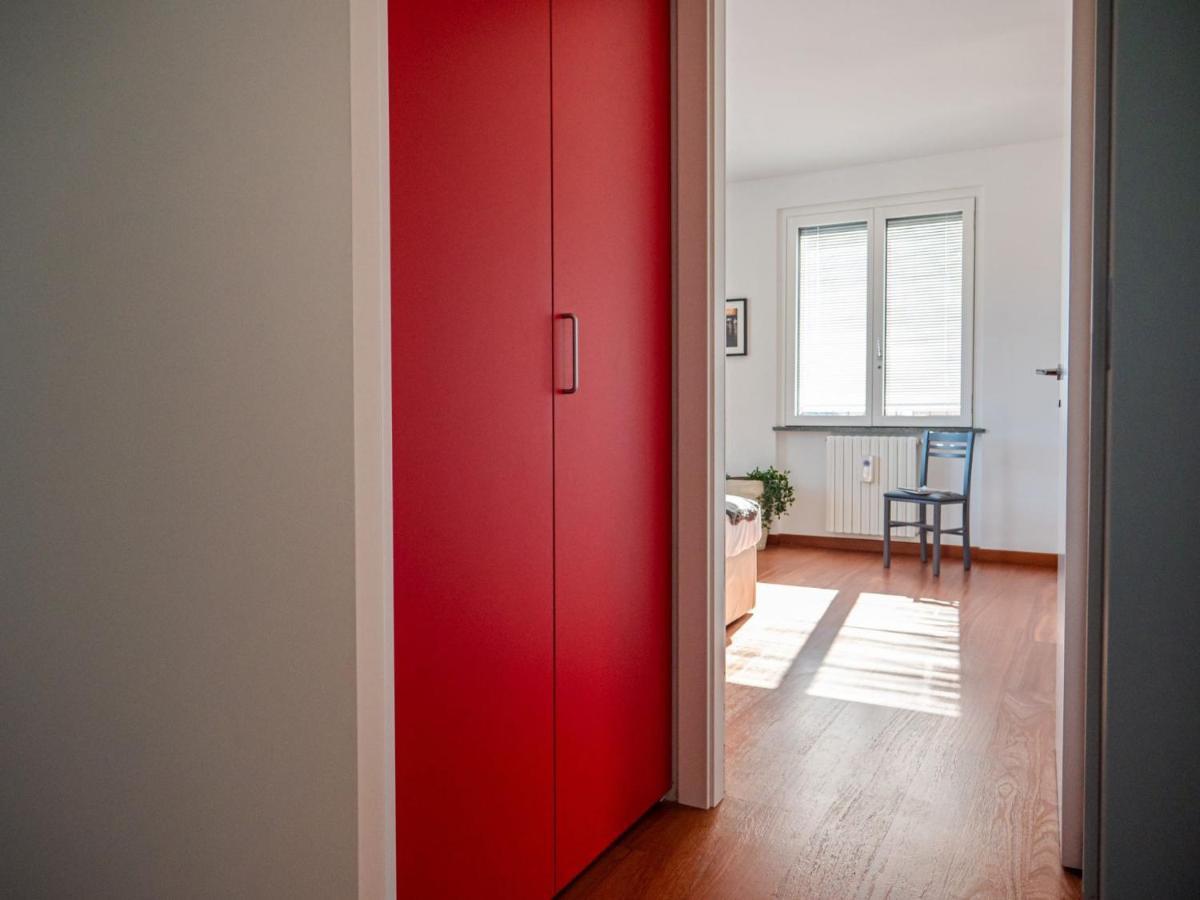 Apartment Bright One-bedroom With Terrace In Milan