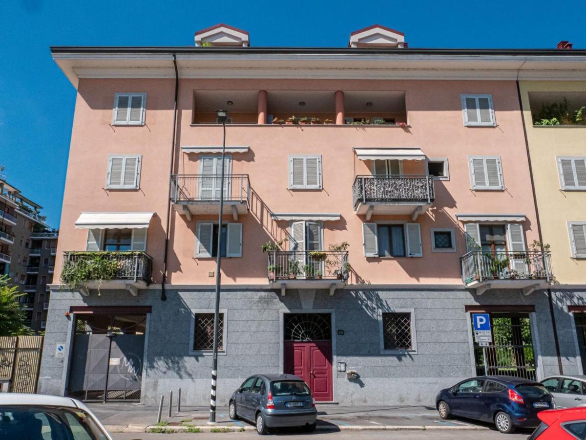 Apartment Bright One-bedroom With Terrace In Milan