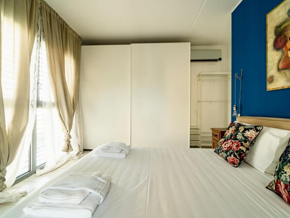 The Best Rent - Spacious Four-bedroom Close To Forlanini Distrct Apartment *