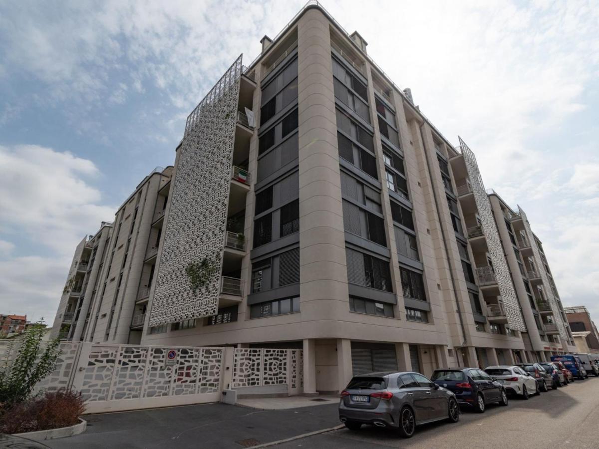The Best Rent - Spacious Four-bedroom Close To Forlanini Distrct Milan