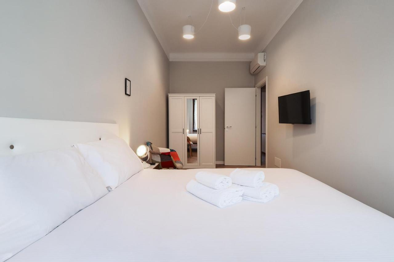 Apartment Primopiano - Ferrante Aporti Flats Milan