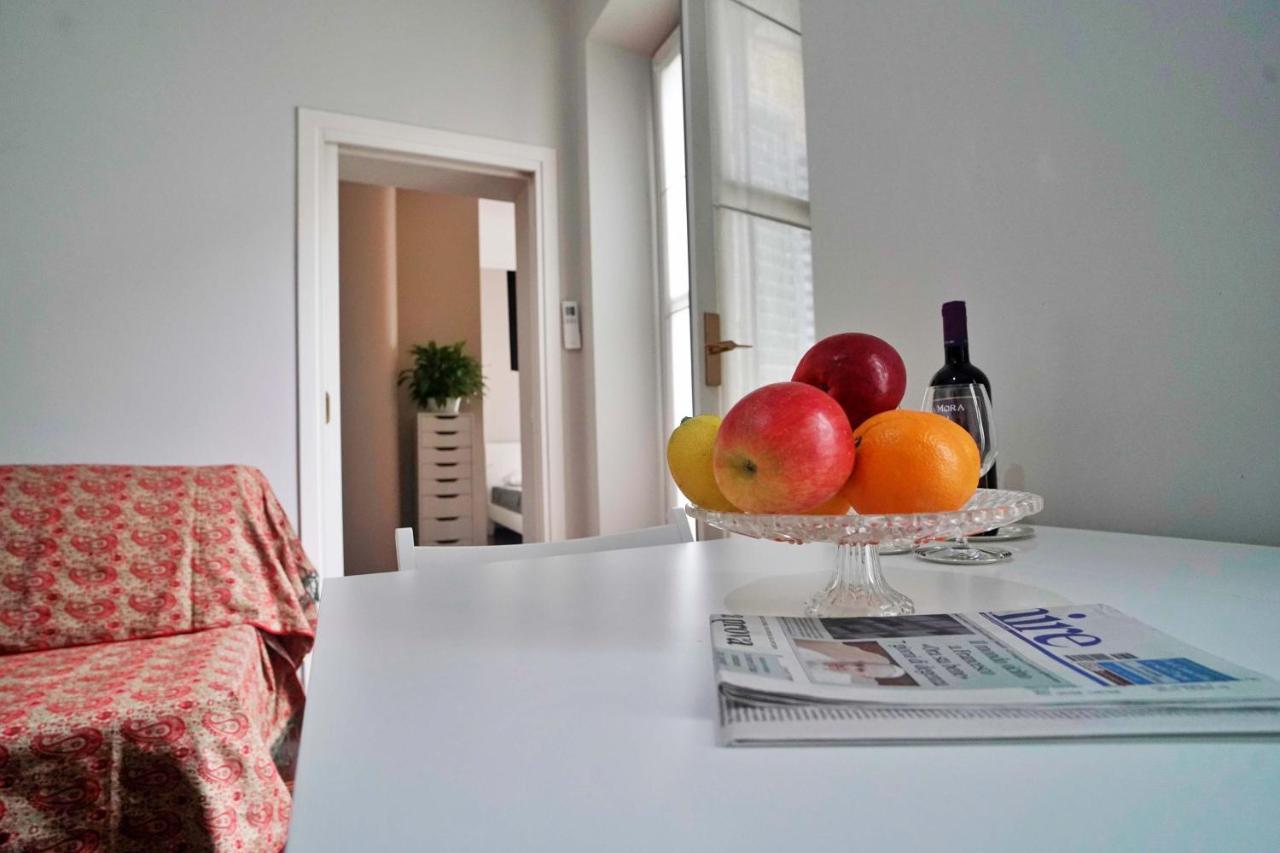 Chic 1bdr With Shared Terrace Steps From Duomo By Rentopolis Milano