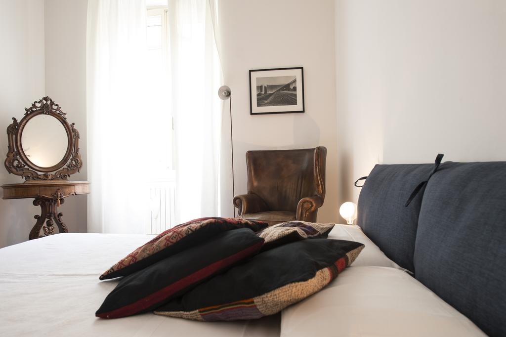 Apartment Via Ciro Menotti Halldis Apartment *