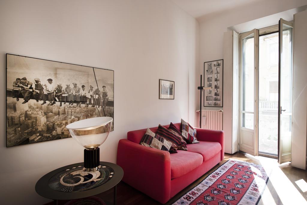 Via Ciro Menotti Halldis Apartment * Milan