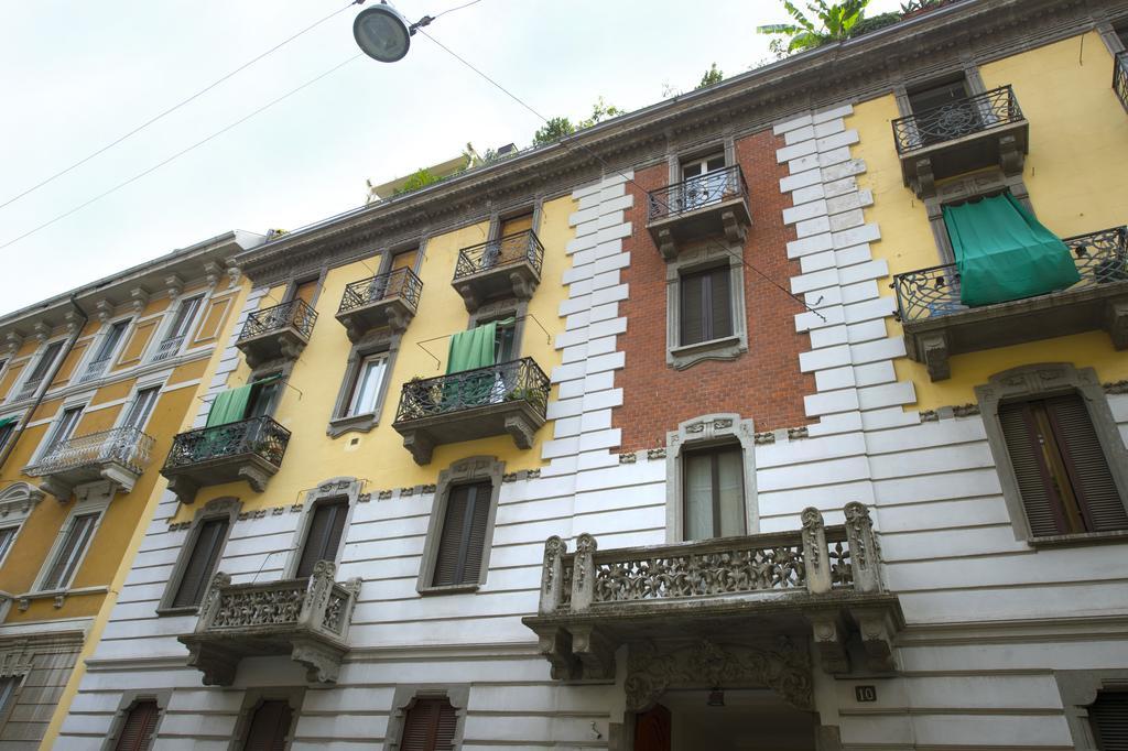 Apartment Via Ciro Menotti Halldis Apartment *