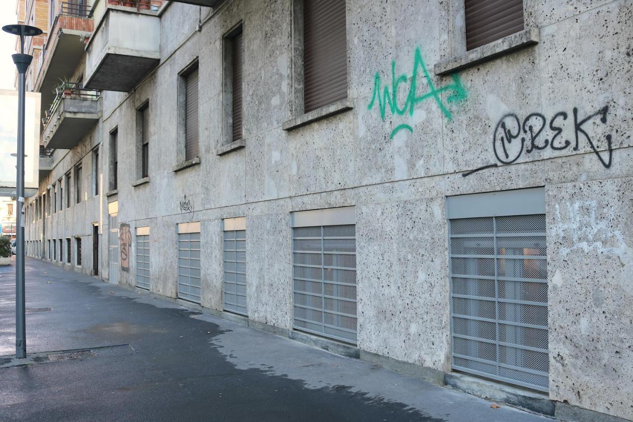 Station - 1 Milan
