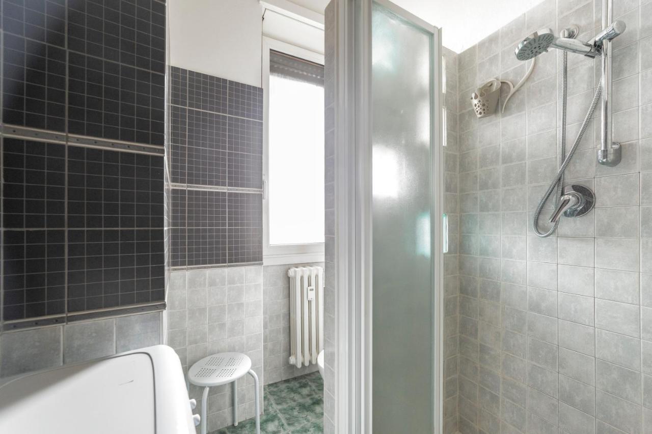 Appartamento Pasteur Modern With Terrace!