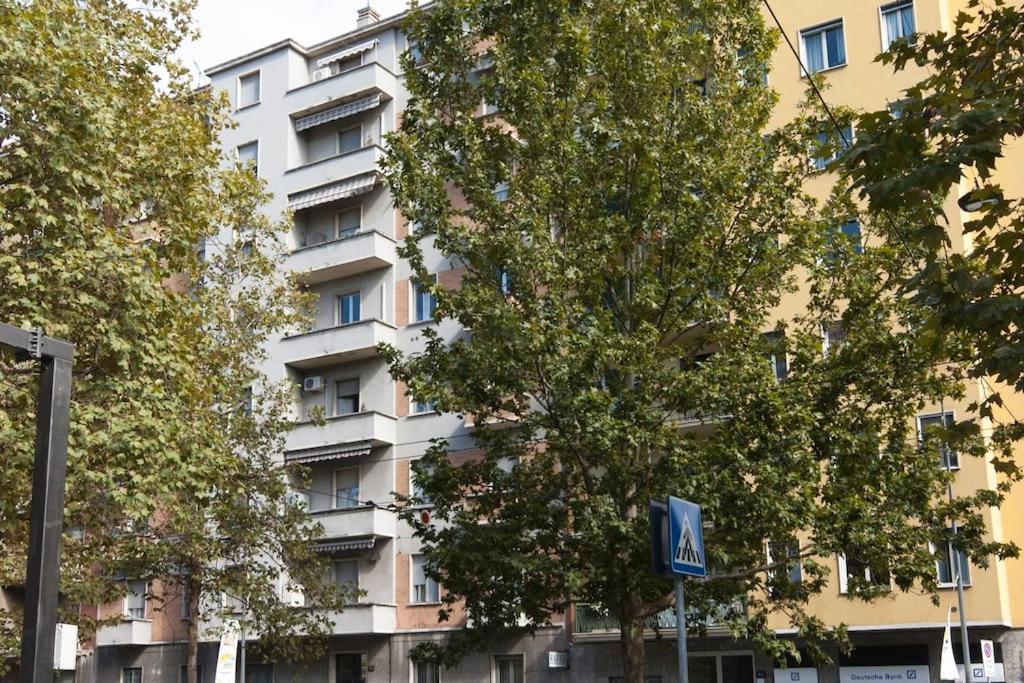 Youhosty - Misurata 63 Milan