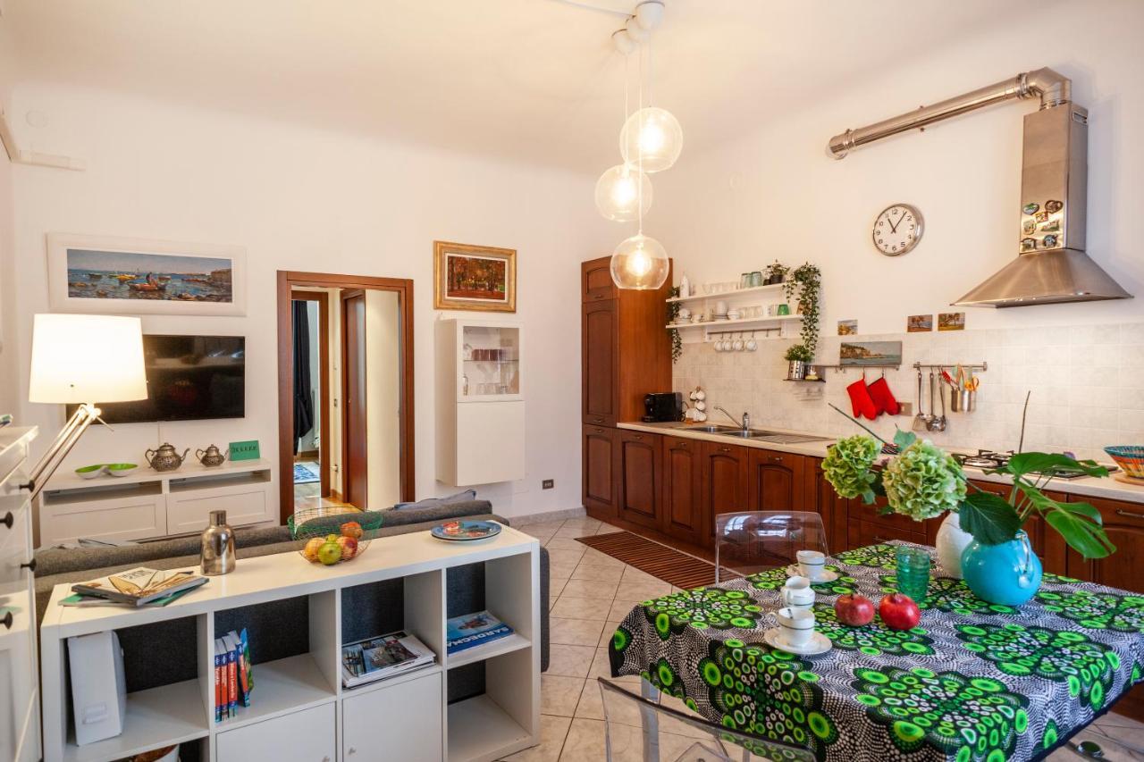 Gioia Home: A Due Passi Dalla Stazione E Con Posto Auto