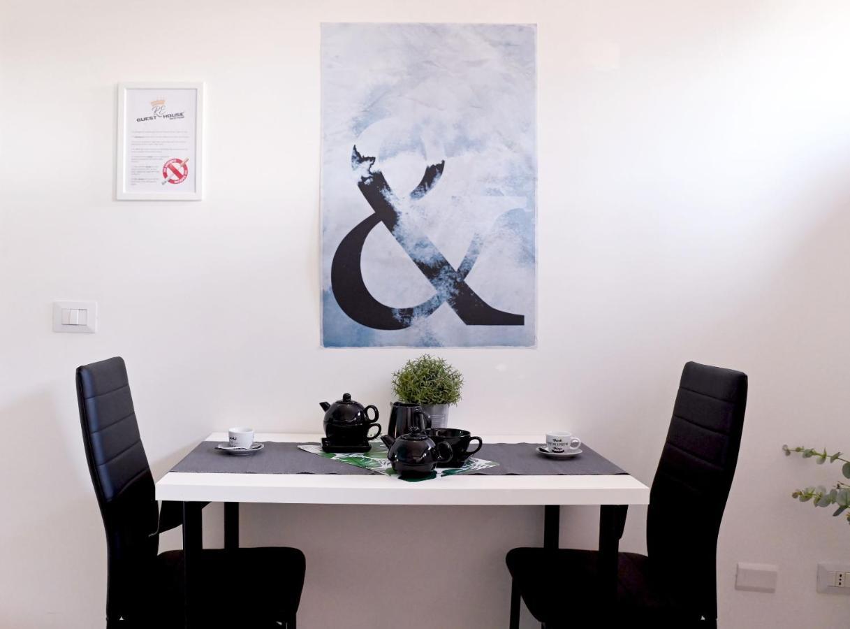 Guest House Lucca * Milan