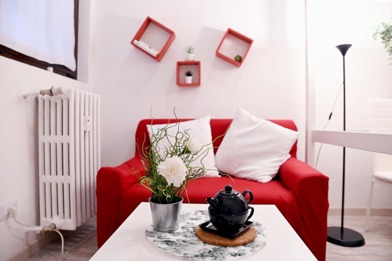 Guest House Lucca * Milan