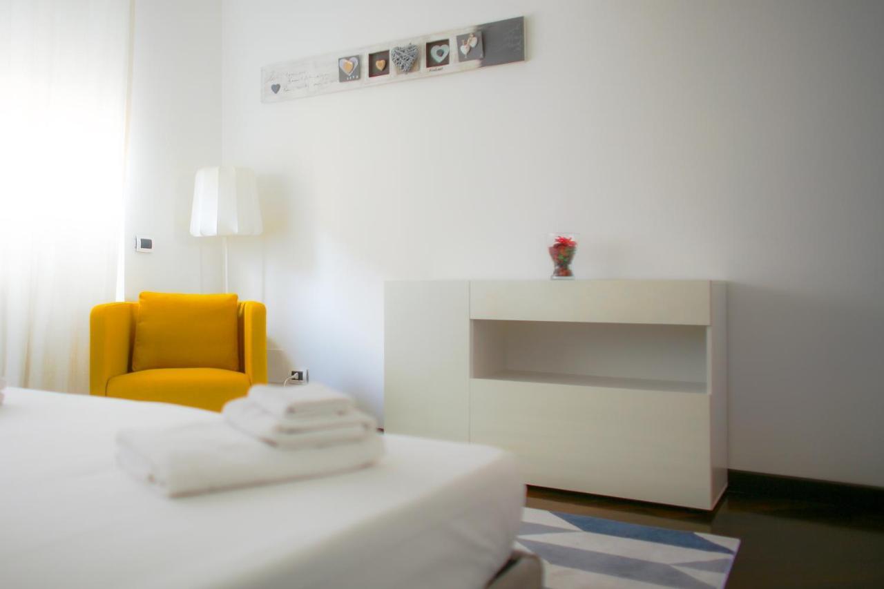 Bnbutler - Bergonzoli - Modern And Bright Near Station Apartment Milan