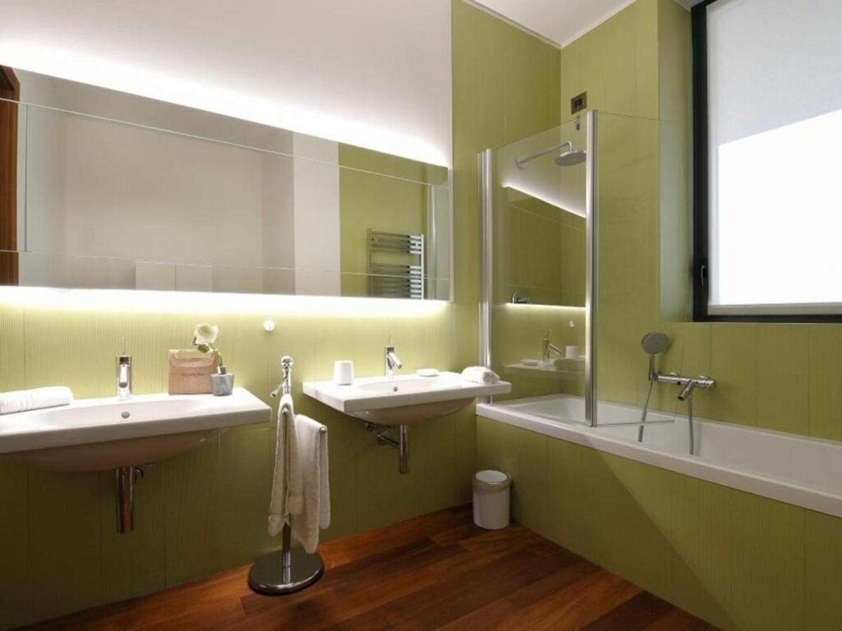 Apartment Castillia, Bosco Verticale