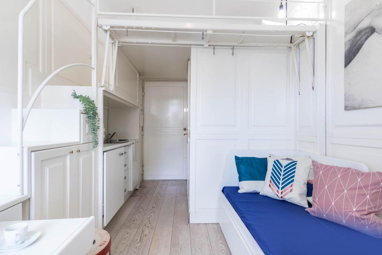 Apartment Joivy Lovely For 2 With Balcony Near Duomo *