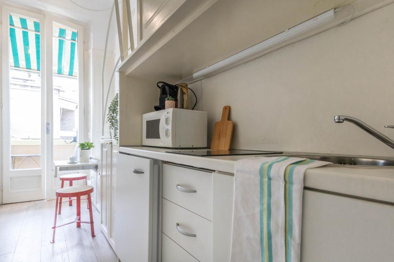Joivy Lovely For 2 With Balcony Near Duomo Milan
