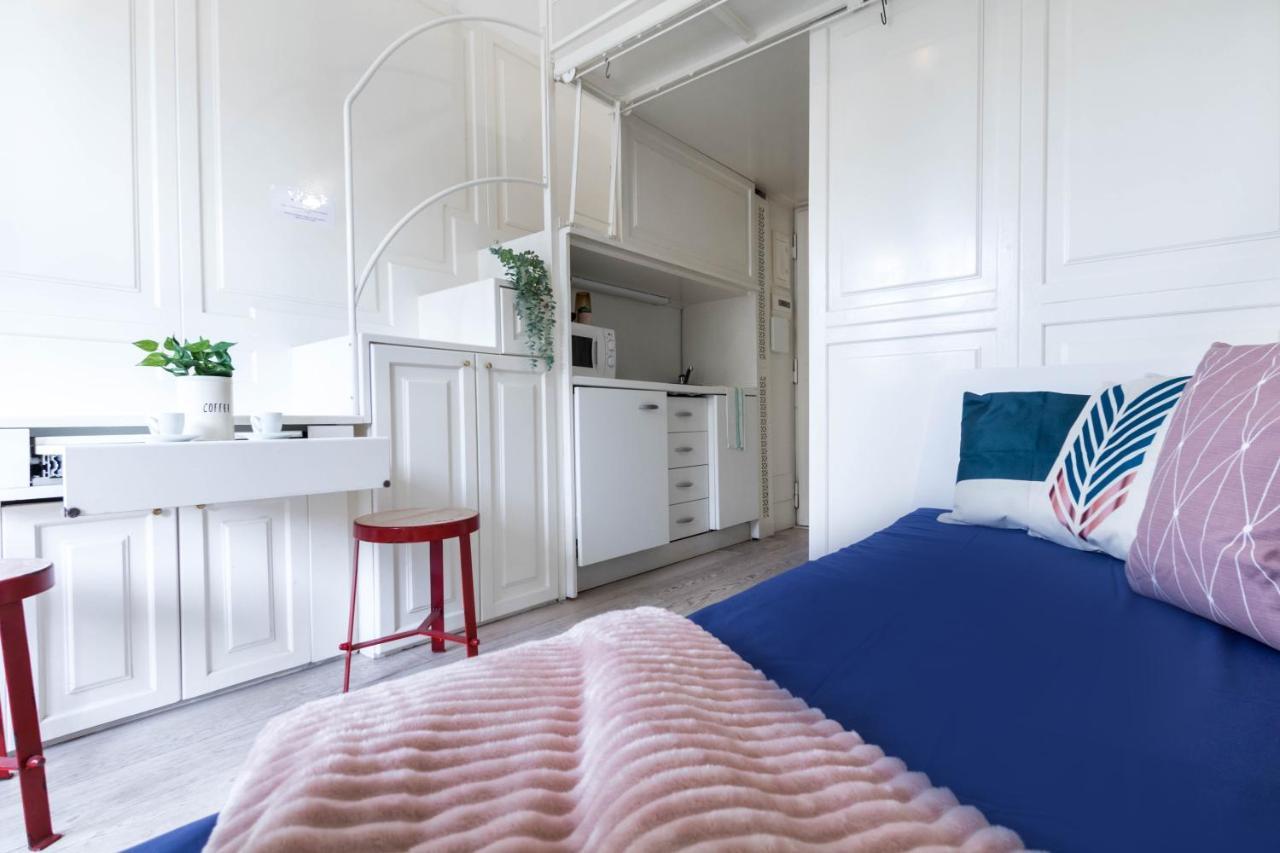 Apartment Joivy Lovely For 2 With Balcony Near Duomo *