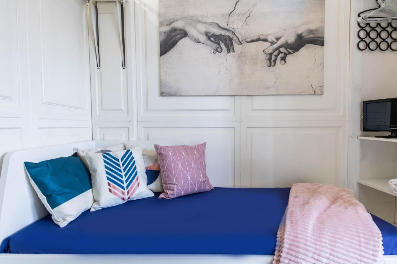 Joivy Lovely For 2 With Balcony Near Duomo Apartment Milan