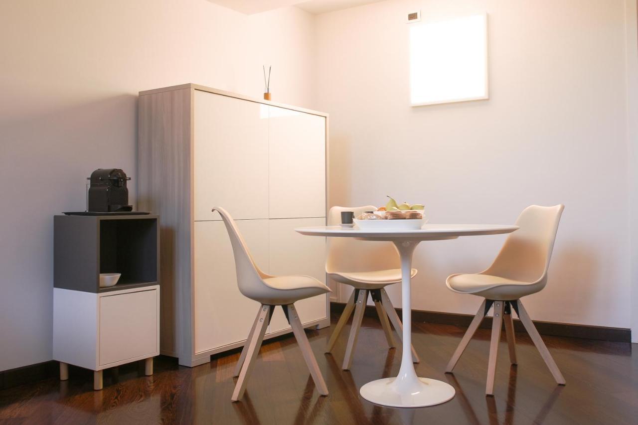 Bnbutler - Bergonzoli - Modern And Bright Near Station Milan