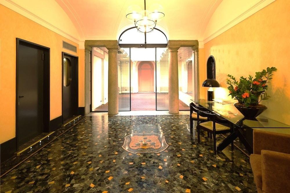 Apartment Borgonuovo Uno