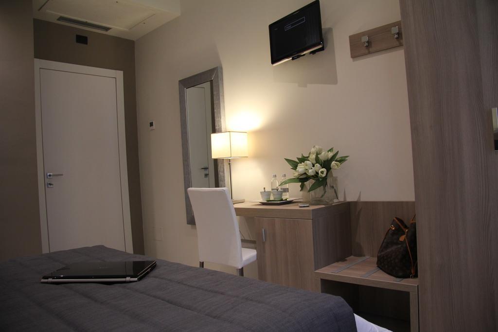 Hotel Zara 3*