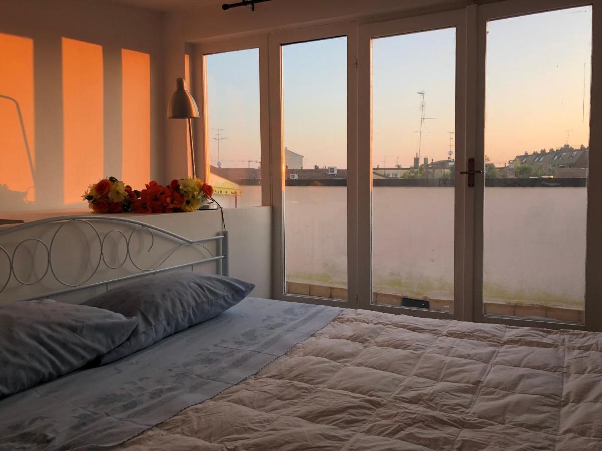 Apartment Charming 1-bed In Milan