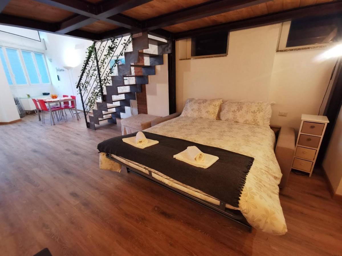 Apartment Navigli Area- New Loft Fully Equipped 5 Pax