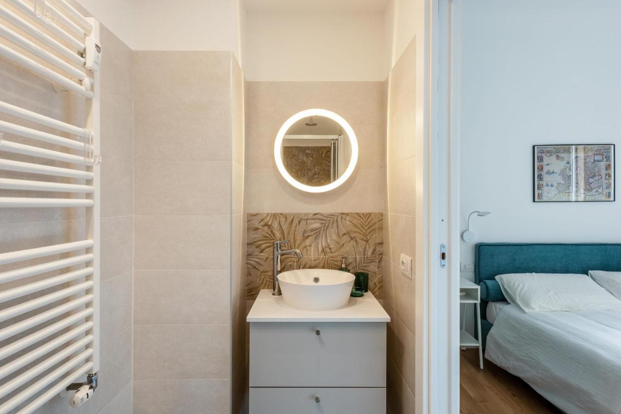 Spacious & Comfortable In Duomo By Easylife Milan