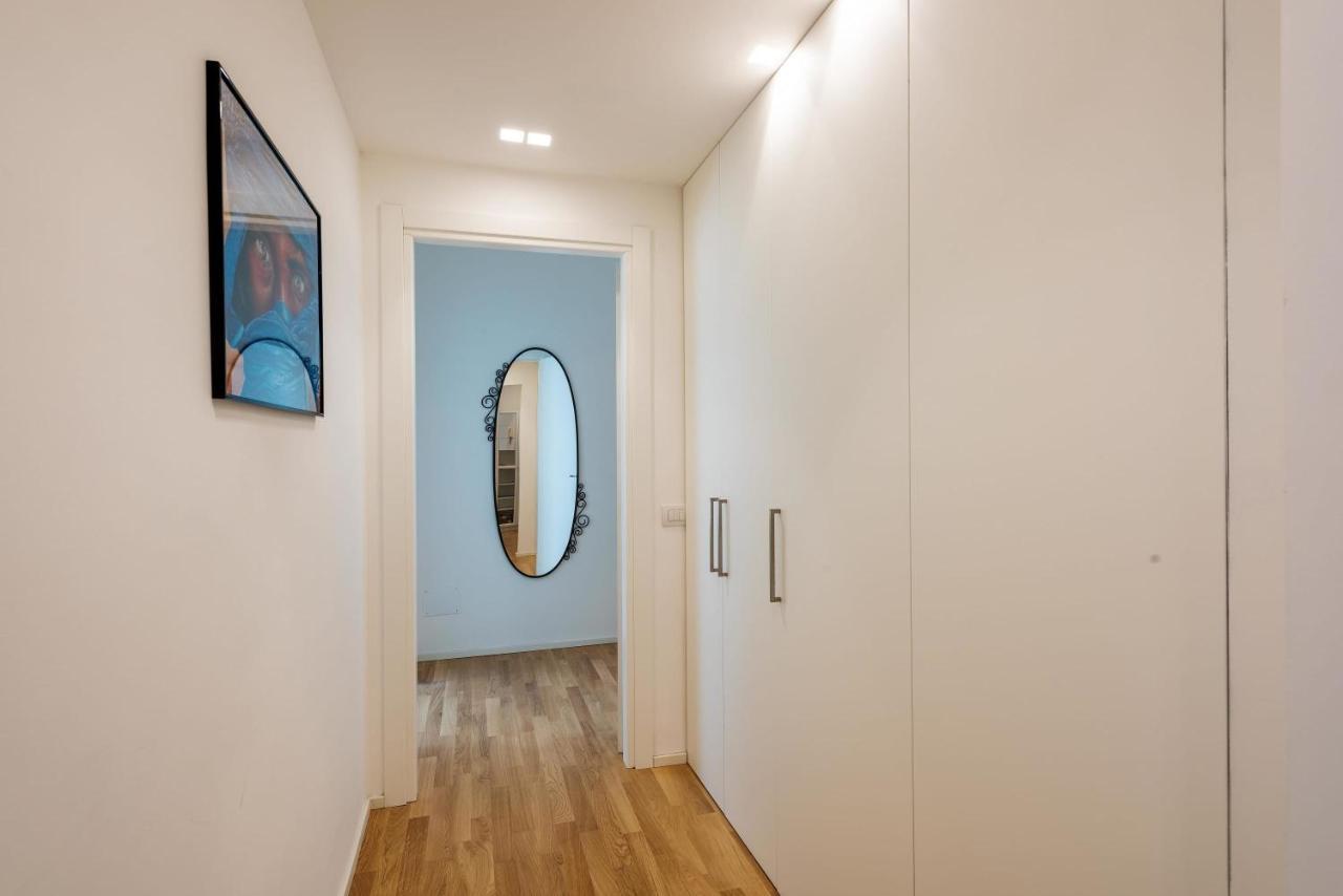 Spacious & Comfortable In Duomo By Easylife Milan
