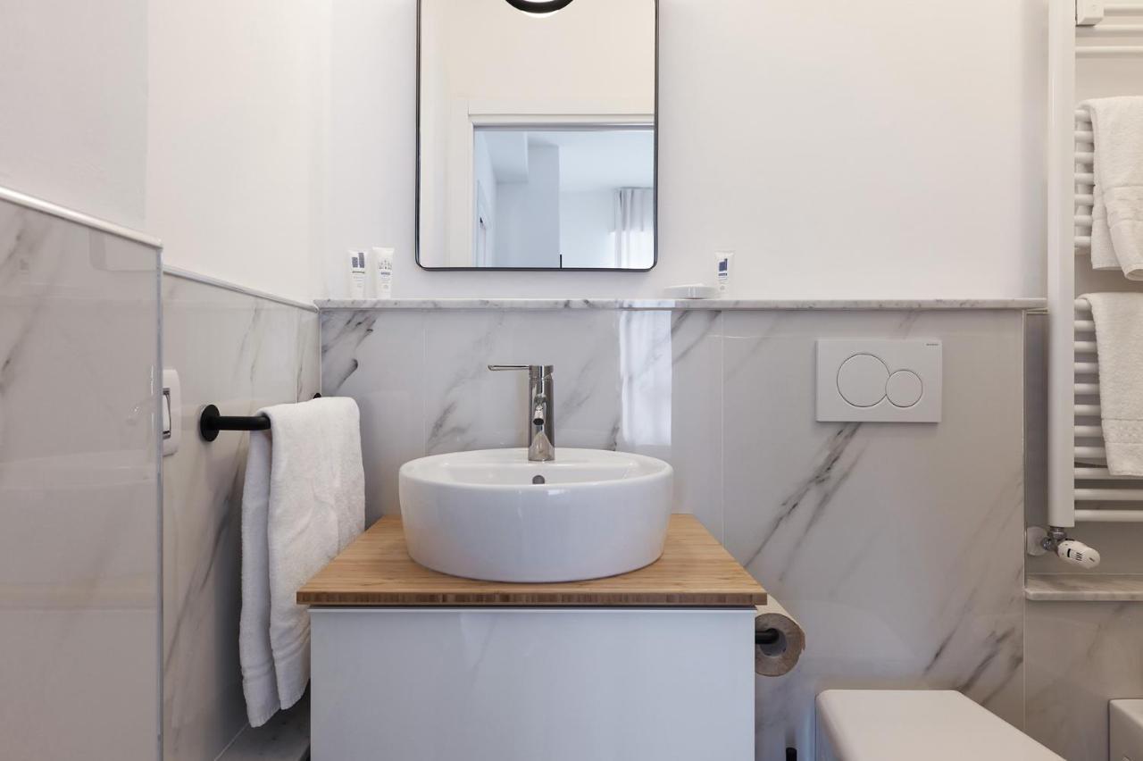 Contempora - Casale 3 * Milão