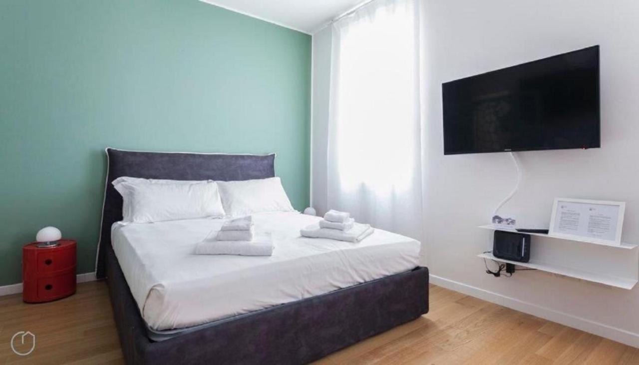 Navigli - Tornatore Apartamento Milão