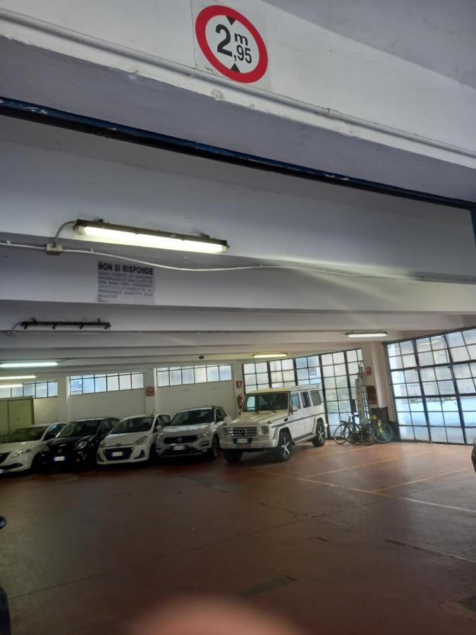 Apartment The Centre Junior - Free Parking Per Selected Rate And Car Keys Must At Garage - Zone Arco Della Pace - Castello Sforzesco -last Supper -nearest Metro Subway Greenline M2 Moscova Milan