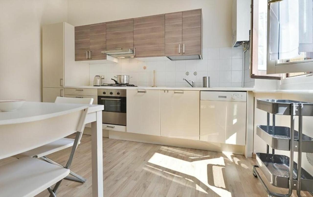 San Vittore - Two Bedroom By Halldis * Milan