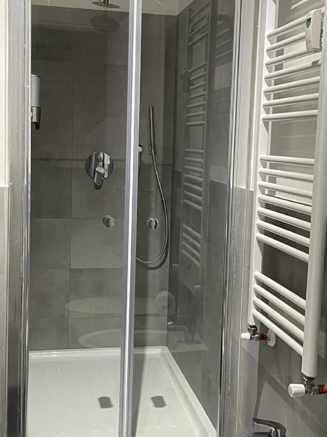 Jr Mm3 Repubblica -stazione-centro Direz- C3 Apartamento Milão
