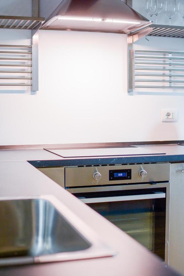 Montenero Flat - Elegant, Modern & Comfortable * Milão