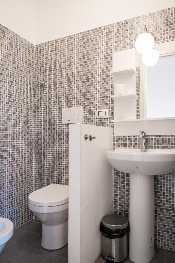 Studio Wintour Apartment Milan
