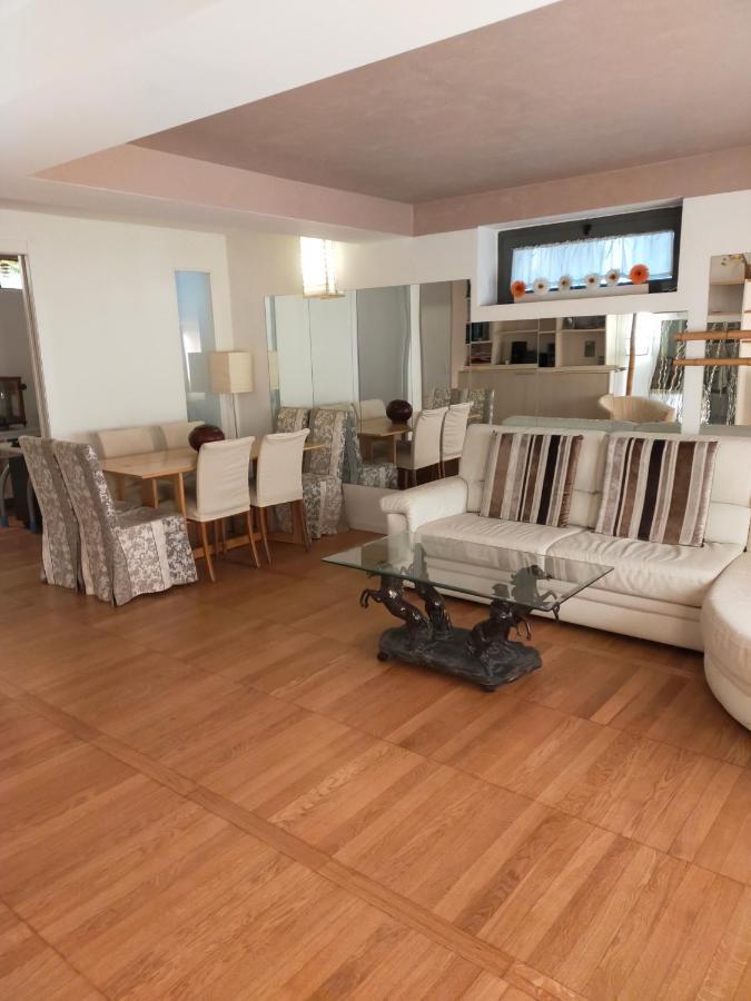 Apartment Taverna Zen Milan