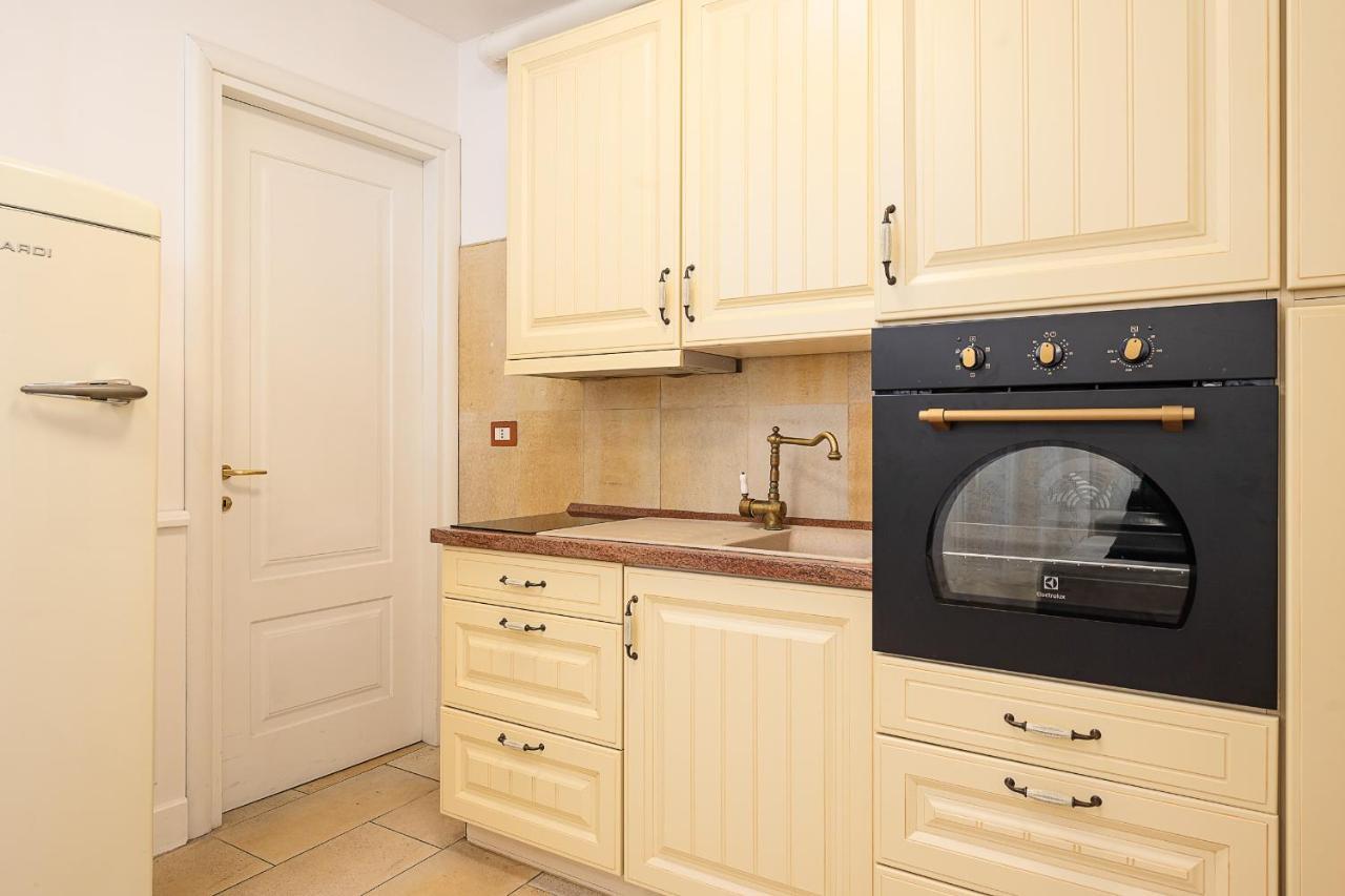 Apartment Hemeras Boutique Homes - Design Flat In The City Center *