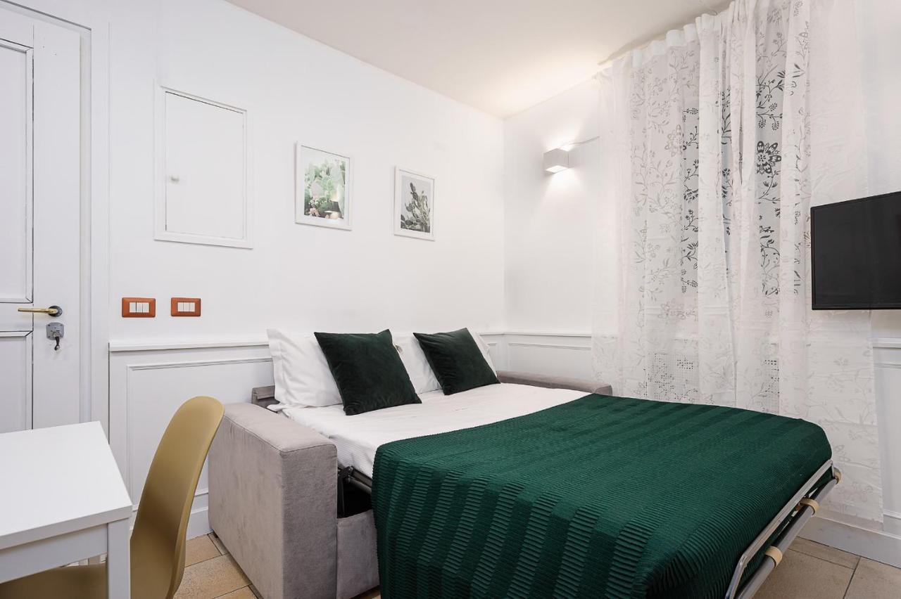 Apartment Hemeras Boutique Homes - Design Flat In The City Center Milan