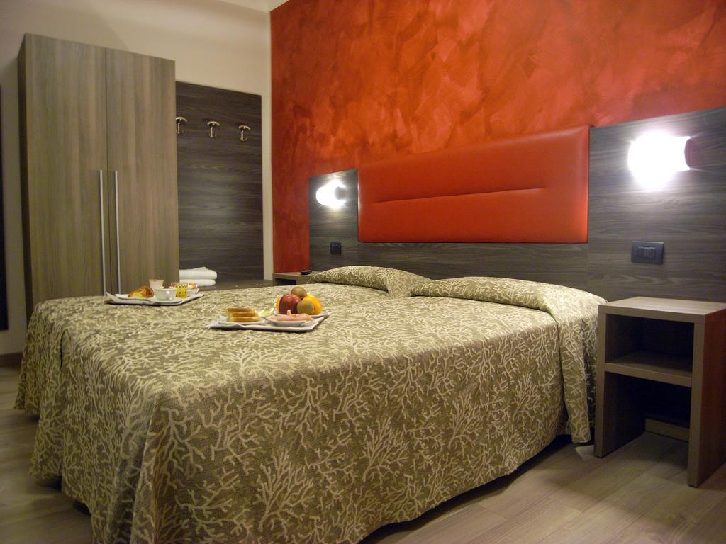 Siena Hotel 2*