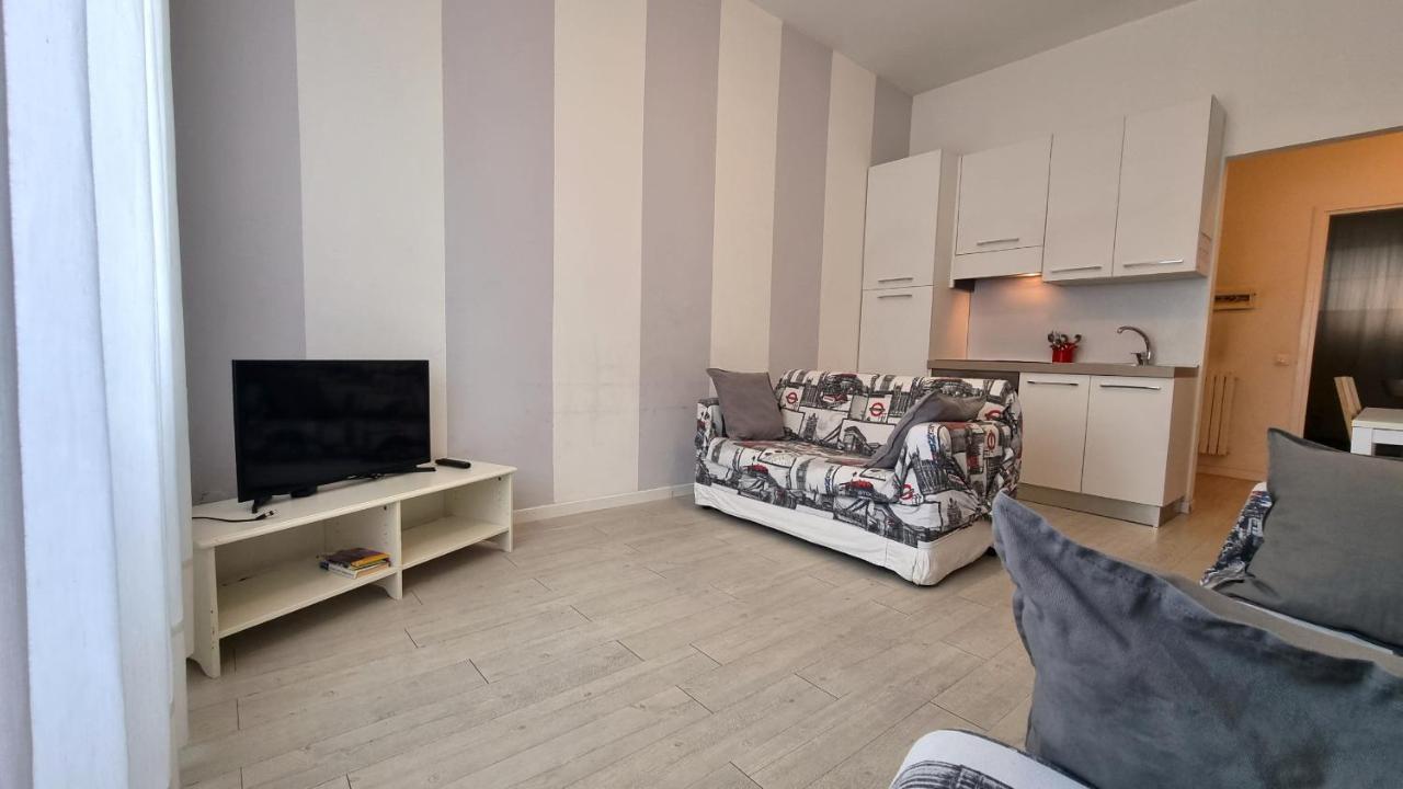 Apartment Affittimoderni White