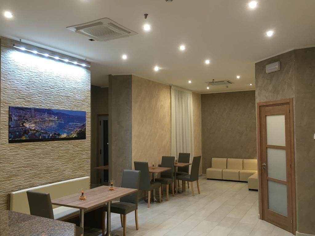Montecarlo Hotel Milan