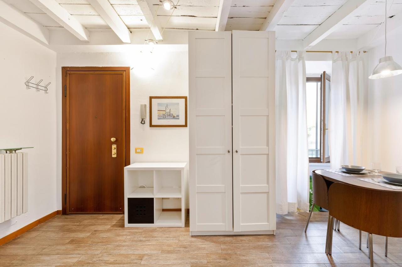 Apartment Joivy Beautiful For 2 Near Sempione Park *