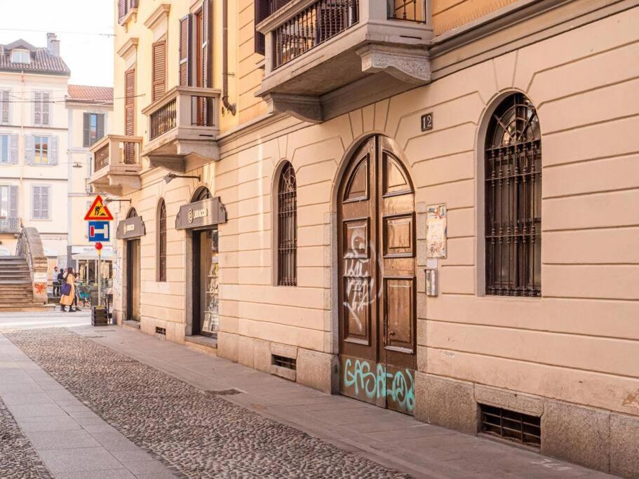 Romantic Flat On Navigli River By Easylife Apartment Milan