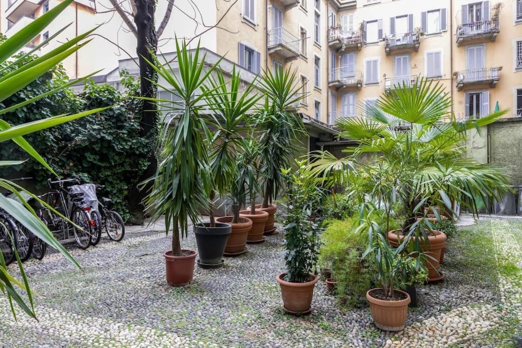Spacious In Design District By Easylife Apartment Milan