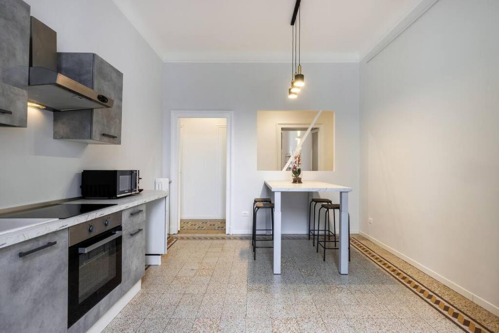 Spacious In Design District By Easylife Apartment Milan