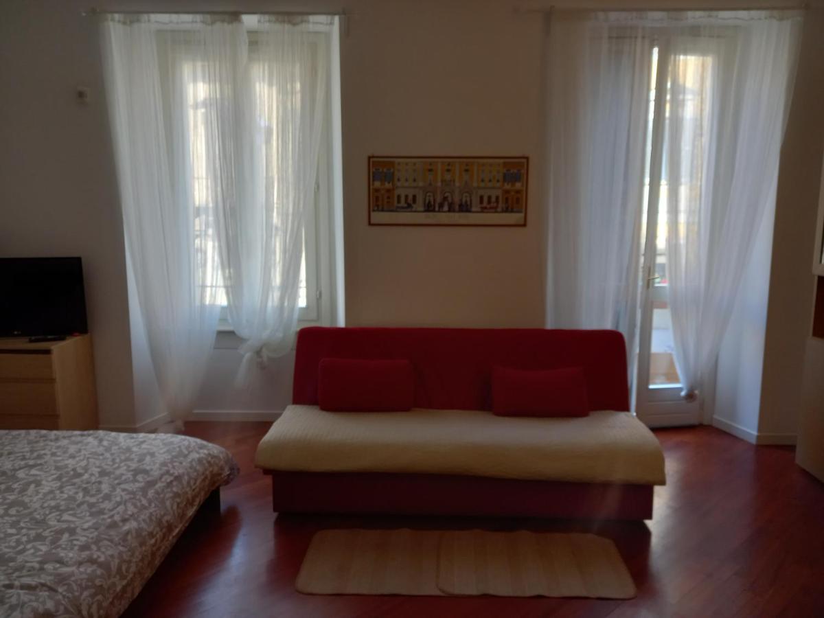  Apartment *
