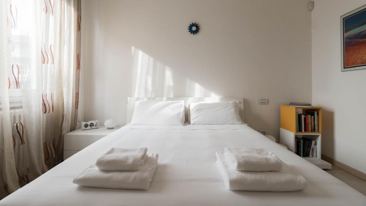 Italianway - Dall'ongaro 24 * Milan