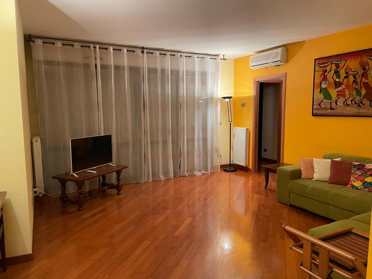 Apartment Famagosta Escape - Affitti Brevi Italia Milan